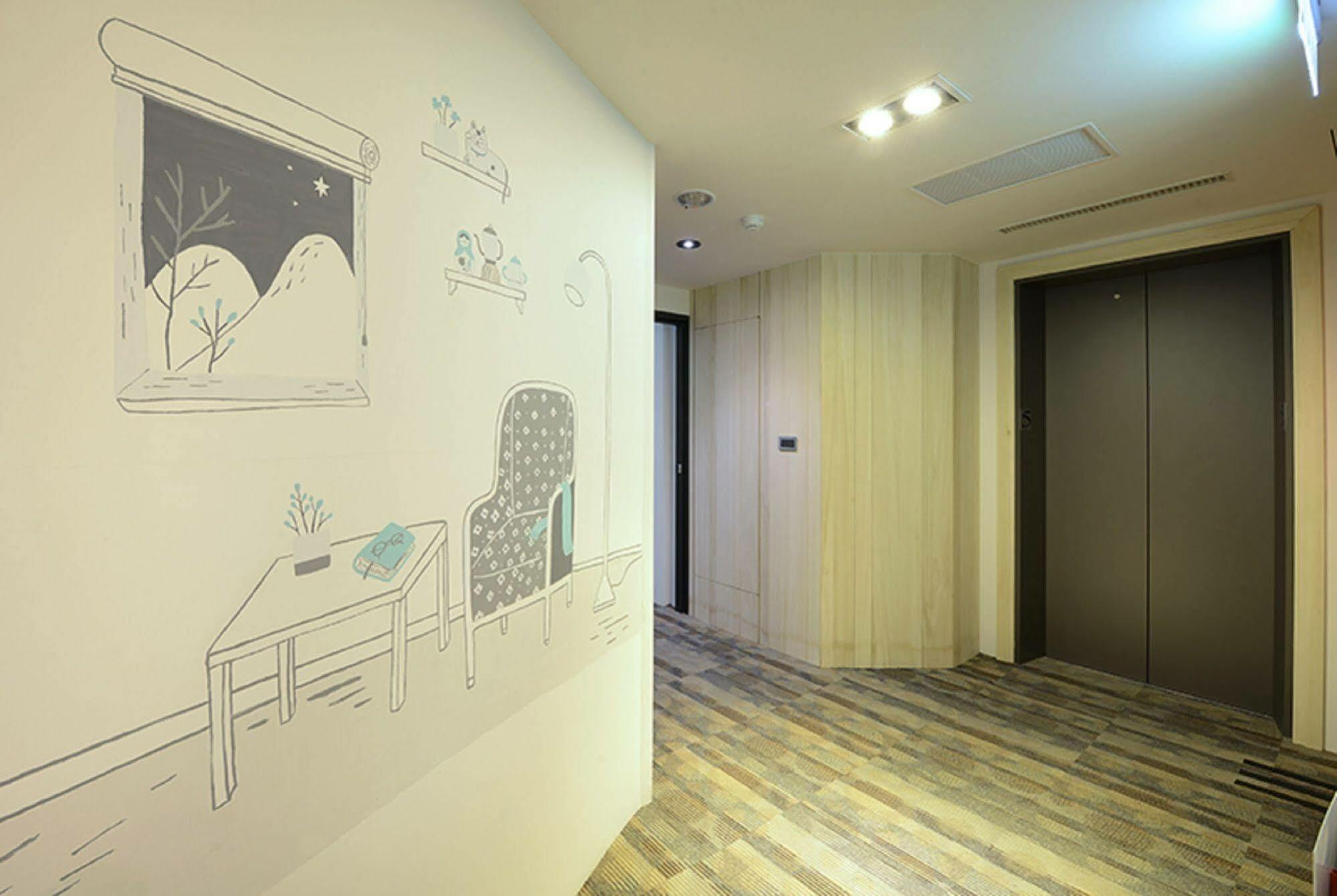 Hommie Inn Тайчжун Экстерьер фото